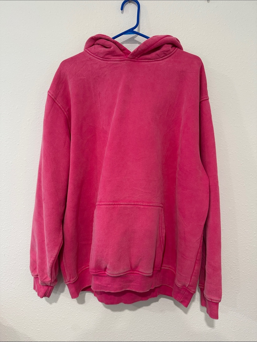 Womenâs Large oversized Fuchsia Hooded Sweatshirt - Classic Pullover Hoodie